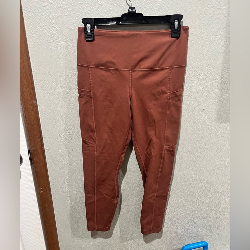 Yogalicious Lux Rust-Tone Active Leggings Size M EUC Butter Soft